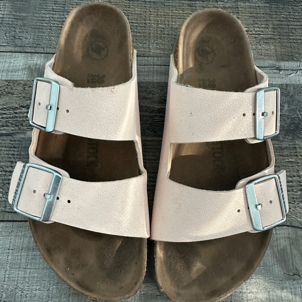 Birkenstock Light Pink Sandals with Silver Buckles